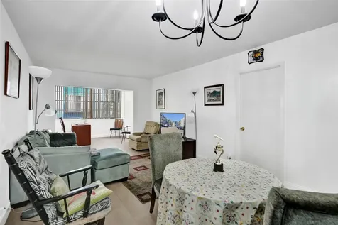 3120 Holiday Springs Boulevard Margate FL 33063