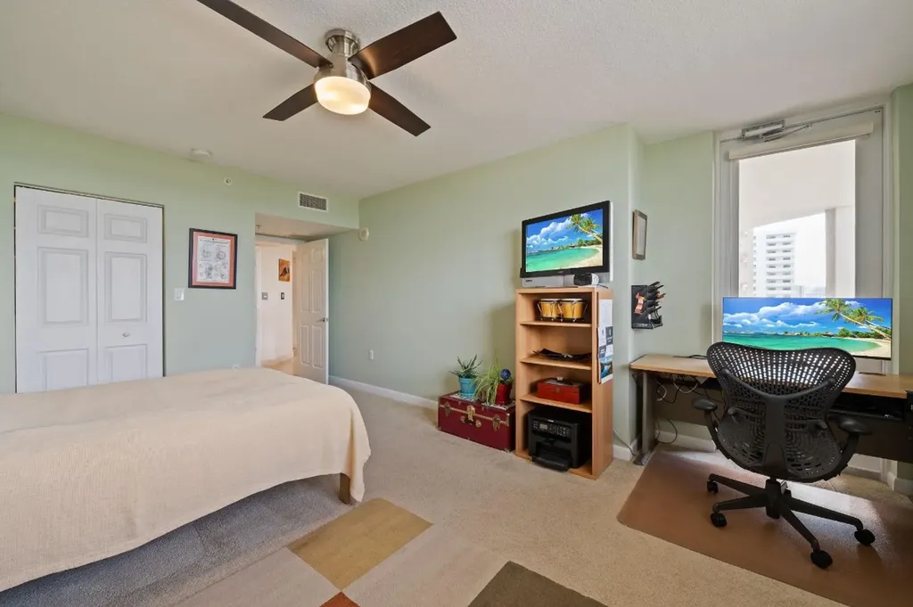 2011 N Ocean Boulevard Fort Lauderdale FL 33305