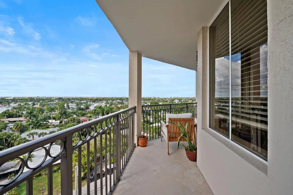 2011 N Ocean Boulevard Fort Lauderdale FL 33305