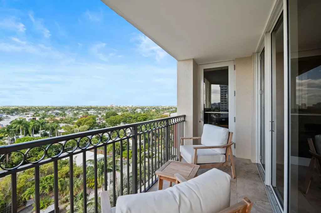 2011 N Ocean Boulevard Fort Lauderdale FL 33305