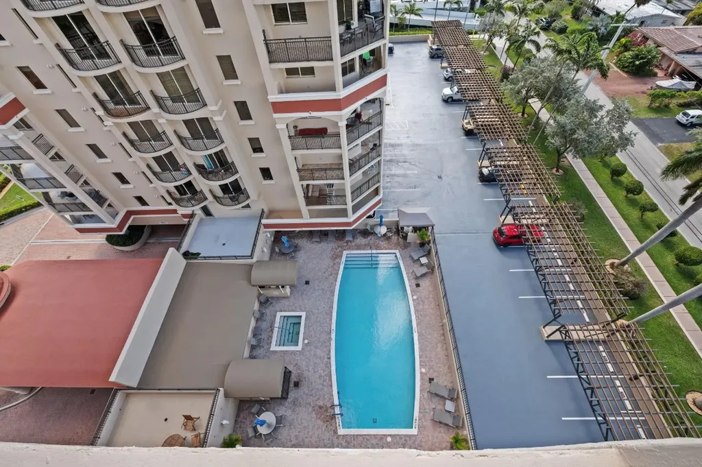 2011 N Ocean Boulevard Fort Lauderdale FL 33305