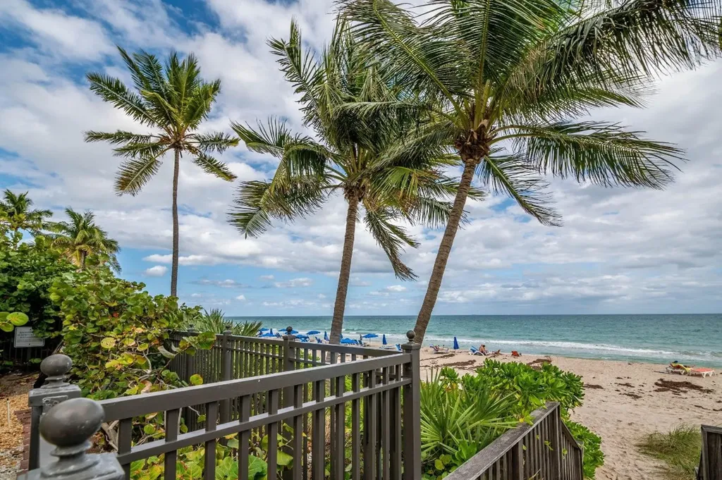 2011 N Ocean Boulevard Fort Lauderdale FL 33305