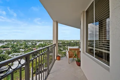 2011 N Ocean Boulevard Fort Lauderdale FL 33305