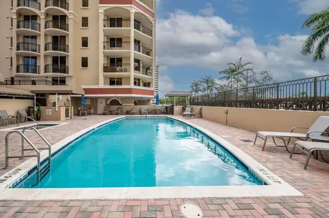 2011 N Ocean Boulevard Fort Lauderdale FL 33305