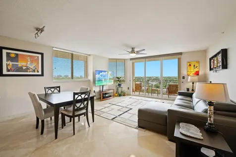2011 N Ocean Boulevard Fort Lauderdale FL 33305