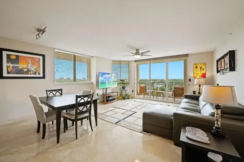 2011 N Ocean Boulevard Fort Lauderdale FL 33305
