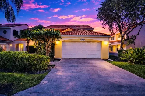 3130 N 38th Avenue Hollywood FL 33021