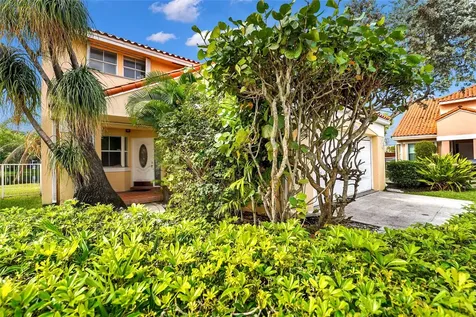 3130 N 38th Avenue Hollywood FL 33021
