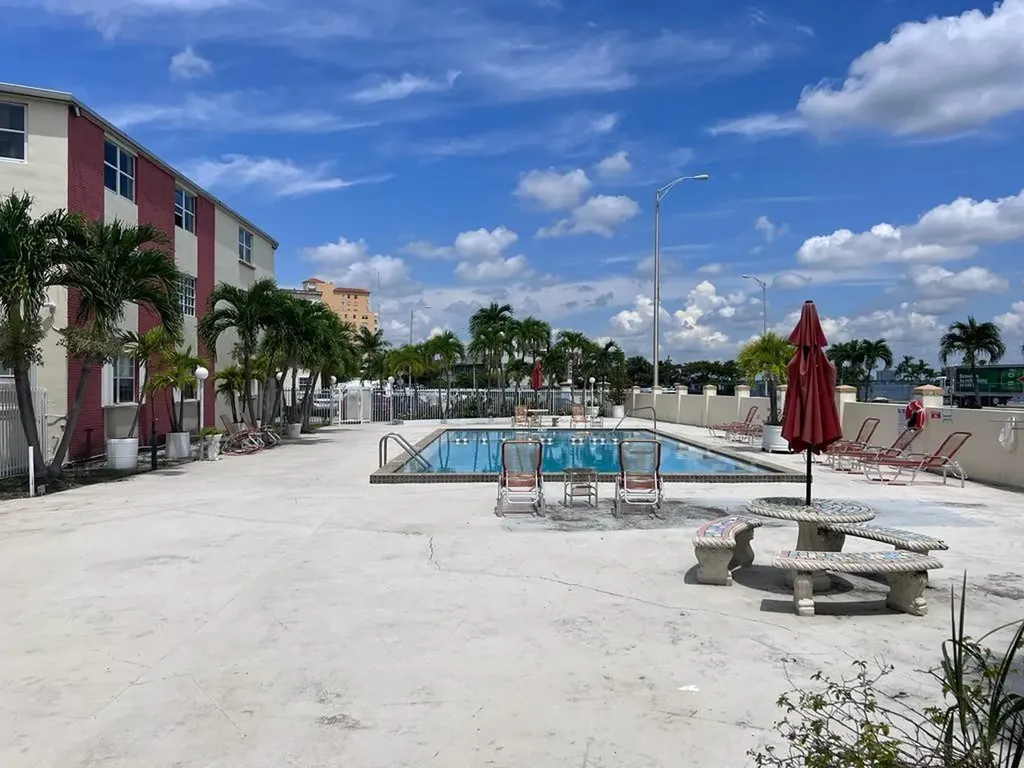 1800 79th Street Causeway North Bay Village FL 33141