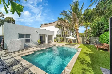 1224 NE 12th Avenue Fort Lauderdale FL 33304