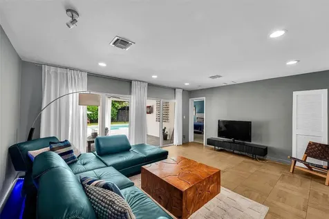 1224 NE 12th Avenue Fort Lauderdale FL 33304