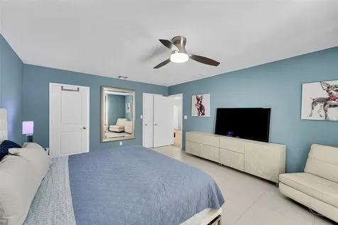1224 NE 12th Avenue Fort Lauderdale FL 33304