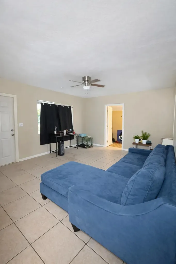1225 NW 10th Place Fort Lauderdale FL 33311