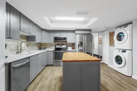 8101 NW 27th Street Coral Springs FL 33065