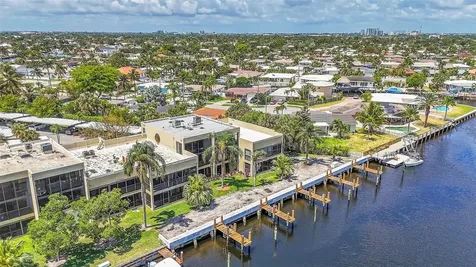1100 SE 5 Court Pompano Beach FL 33060