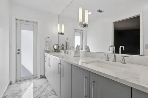 1111 NW 93rd Terrace Plantation FL 33322