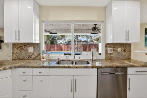 1111 NW 93rd Terrace Plantation FL 33322