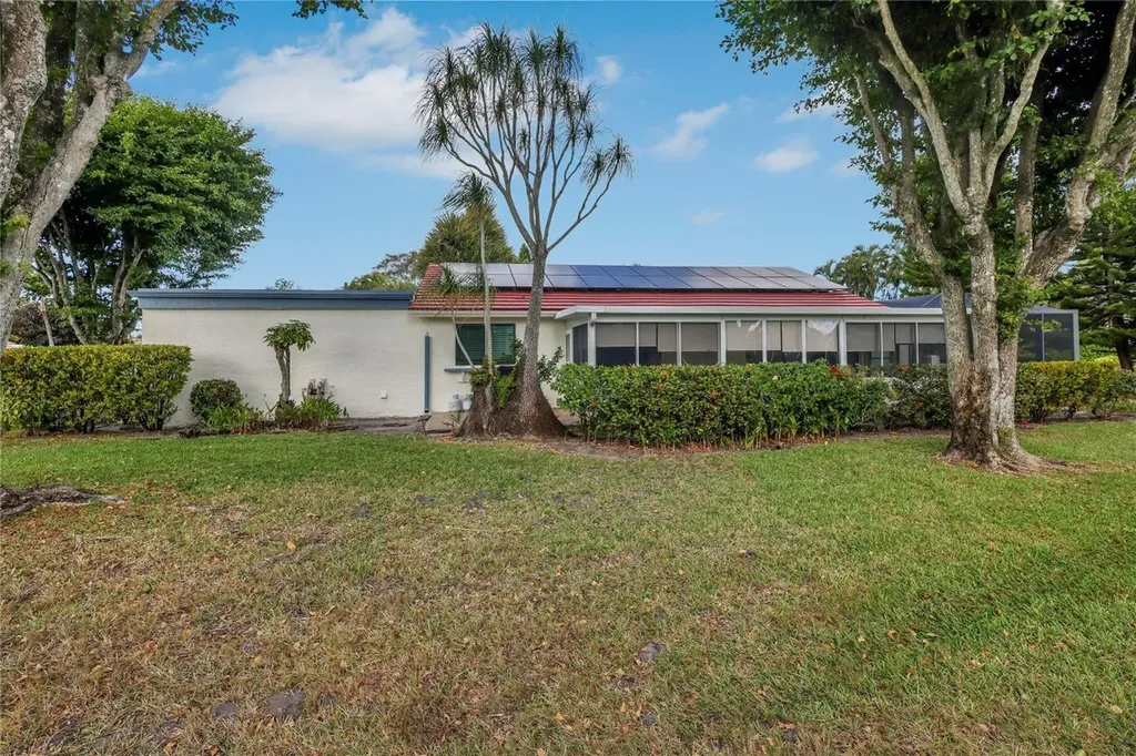 5541 Ainsley Court Boynton Beach FL 33437