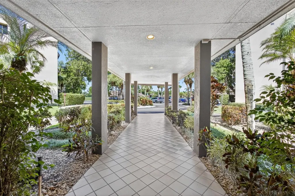 4770 Fountains Drive Lake Worth FL 33467