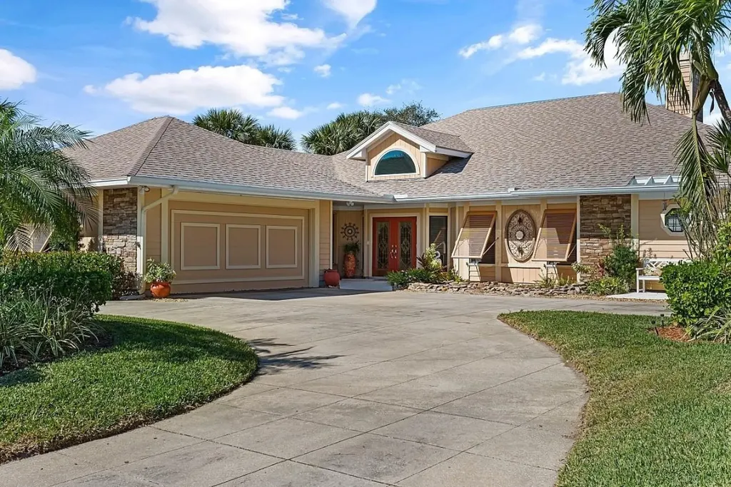 72 Cache Cay Drive Vero Beach FL 32963