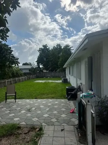 106 NW 12th Avenue Dania Beach FL 33004