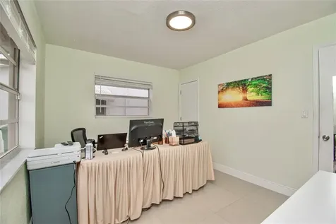 4944 NW 55th Street Tamarac FL 33319