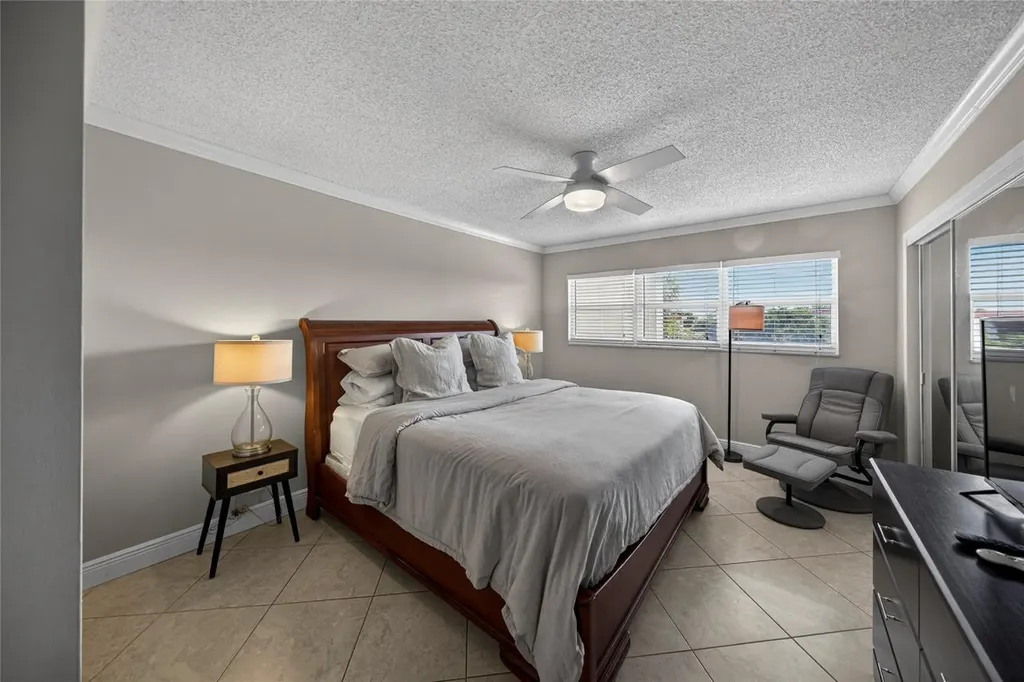 3180 NE 48th Court Lighthouse Point FL 33064