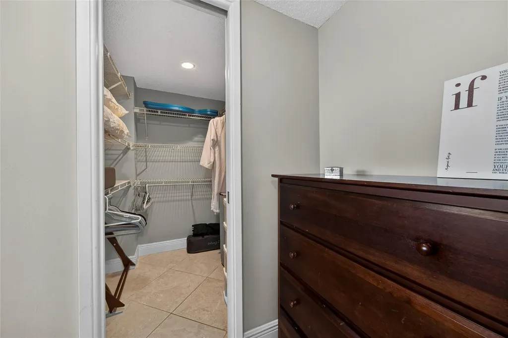 3180 NE 48th Court Lighthouse Point FL 33064