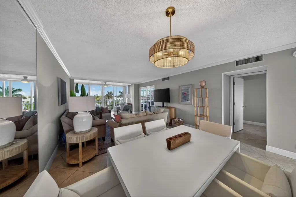 3180 NE 48th Court Lighthouse Point FL 33064