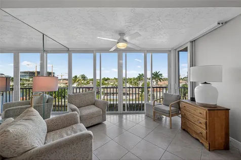 3180 NE 48th Court Lighthouse Point FL 33064