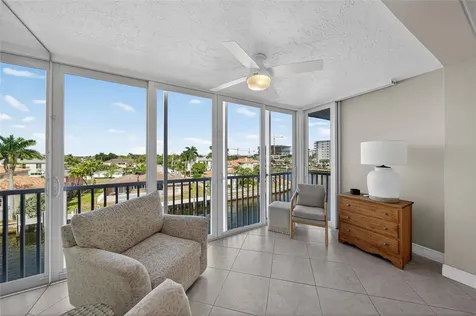 3180 NE 48th Court Lighthouse Point FL 33064
