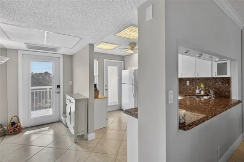 3180 NE 48th Court Lighthouse Point FL 33064