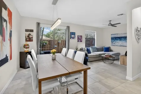 6585 N Anise Court Davie FL 33314