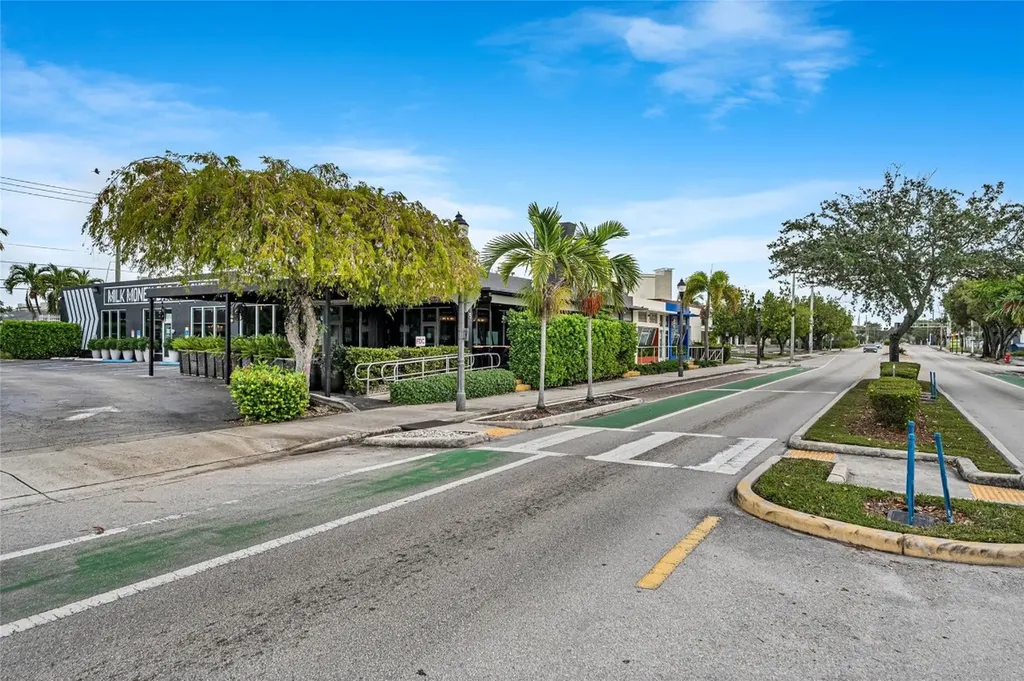 815 NE 13th Street Fort Lauderdale FL 33304