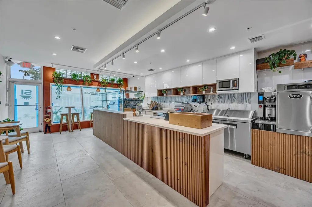 815 NE 13th Street Fort Lauderdale FL 33304