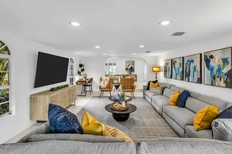 2004 NE 17th Way Fort Lauderdale FL 33305