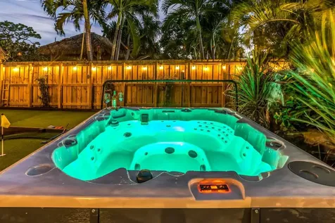 2004 NE 17th Way Fort Lauderdale FL 33305