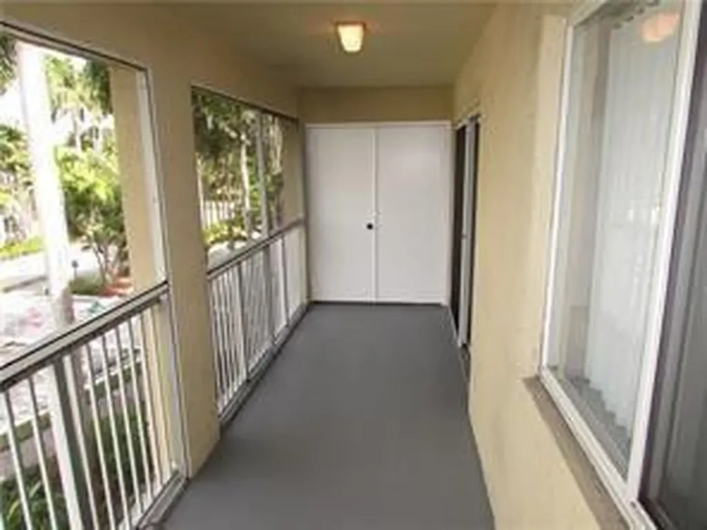 470 S Park Road Hollywood FL 33021
