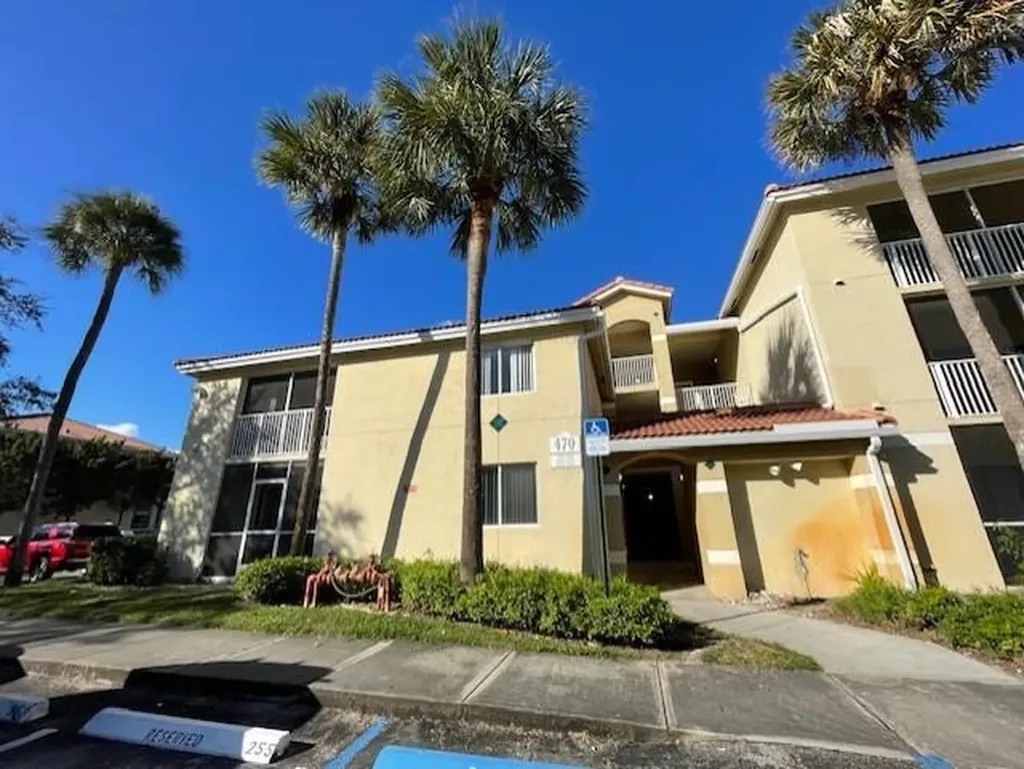 470 S Park Road Hollywood FL 33021