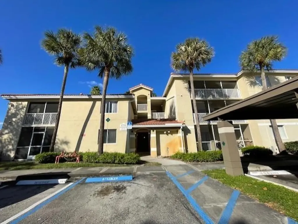 470 S Park Road Hollywood FL 33021