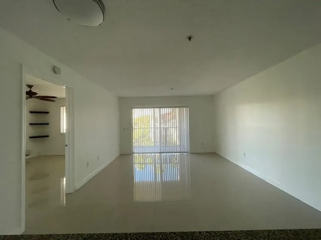 470 S Park Road Hollywood FL 33021