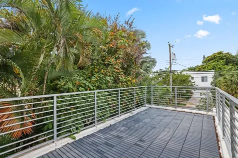 1124 NE 2nd Avenue Fort Lauderdale FL 33304