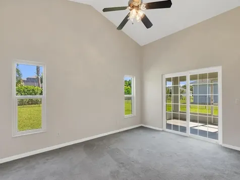8340 Paladin Square Vero Beach FL 32967