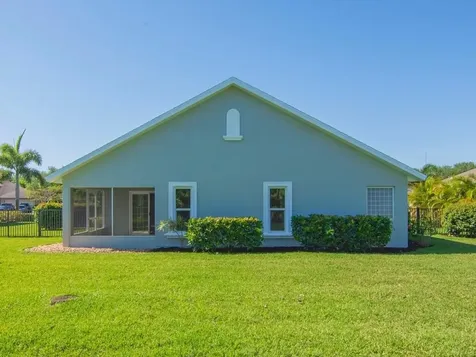 8340 Paladin Square Vero Beach FL 32967