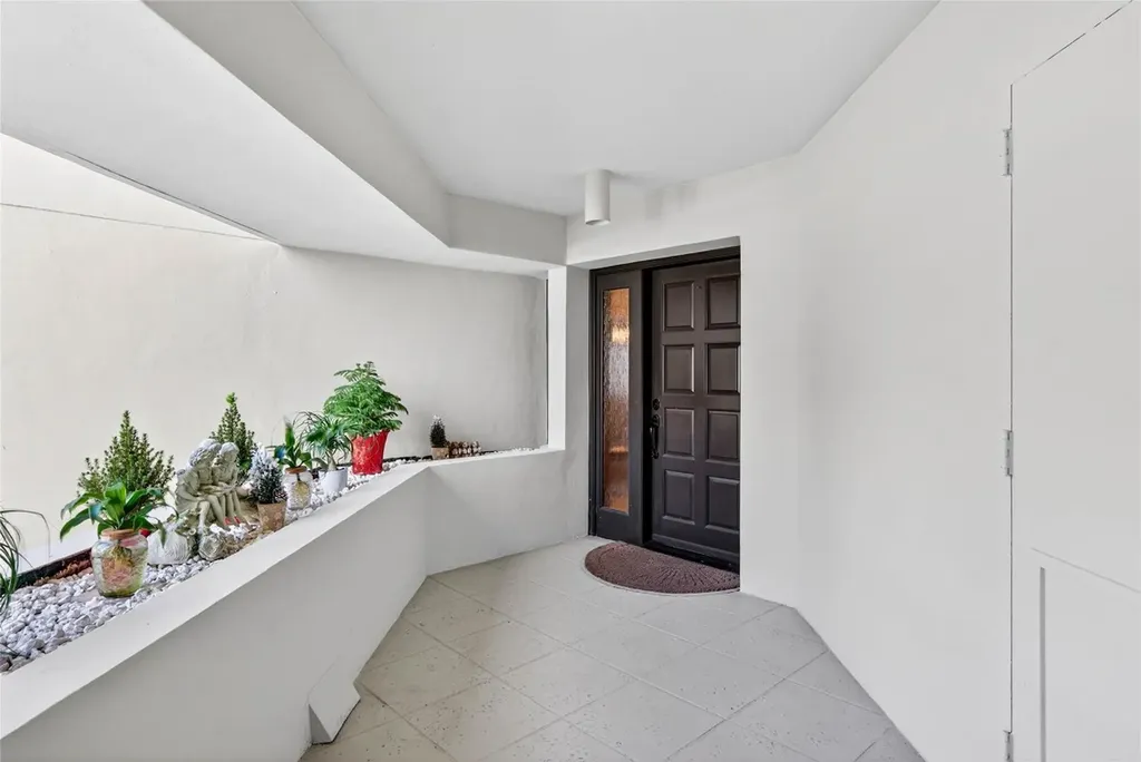 1149 E Marine Way North Palm Beach FL 33408