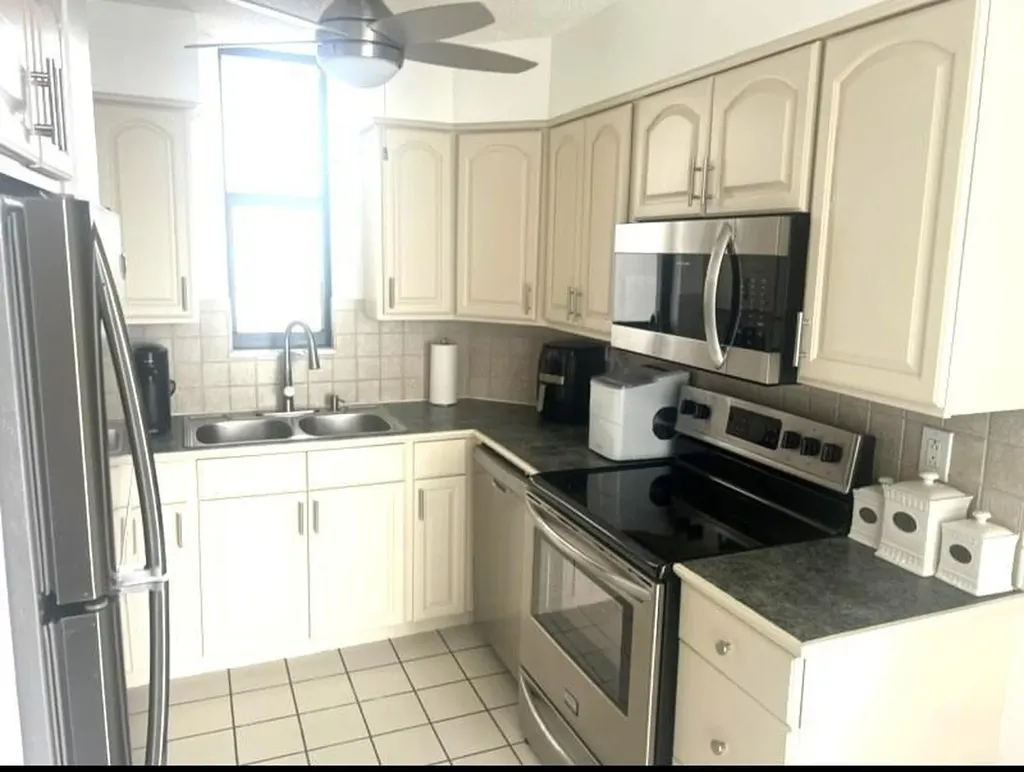 1000 S Ocean Boulevard Pompano Beach FL 33062