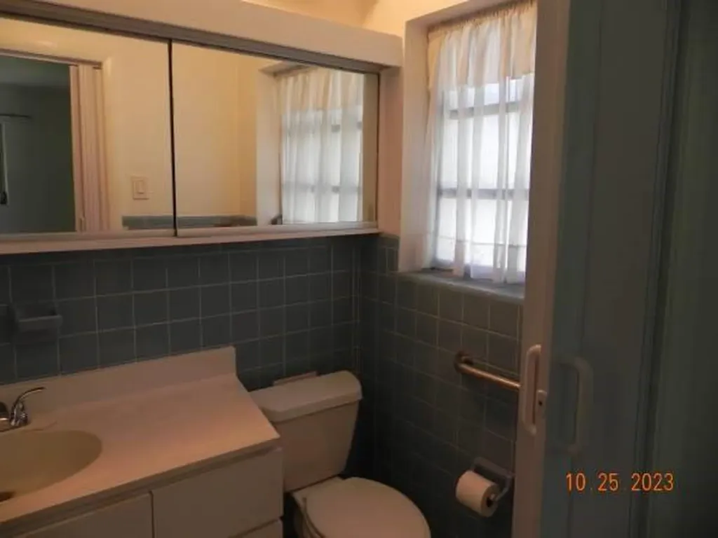 819 N Highland Drive Hollywood FL 33021