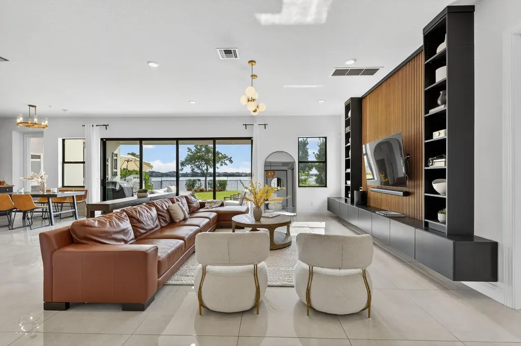 9280 W Parkland Bay Trail Parkland FL 33076