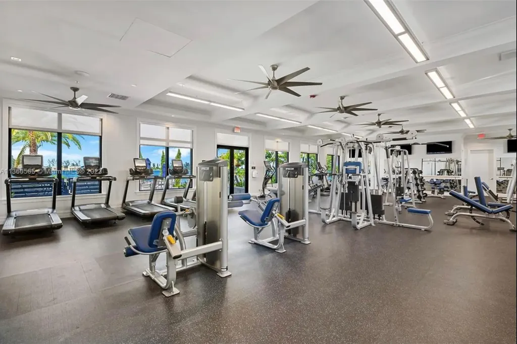 9280 W Parkland Bay Trail Parkland FL 33076