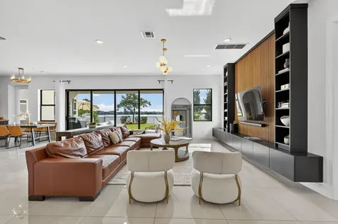 9280 W Parkland Bay Trail Parkland FL 33076